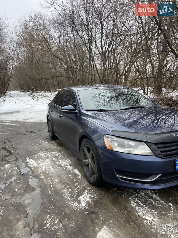 Седан Volkswagen Passat 2011 в Полтаве