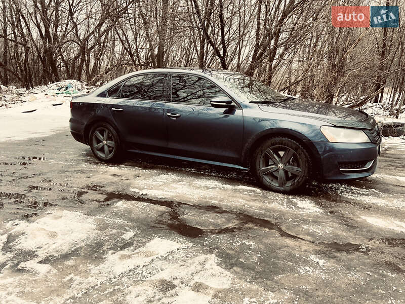 Седан Volkswagen Passat 2011 в Полтаве