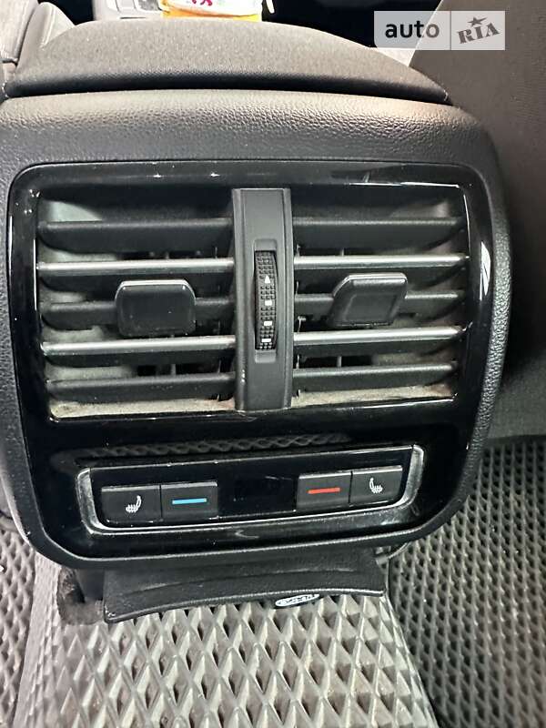 Универсал Volkswagen Passat 2016 в Полтаве