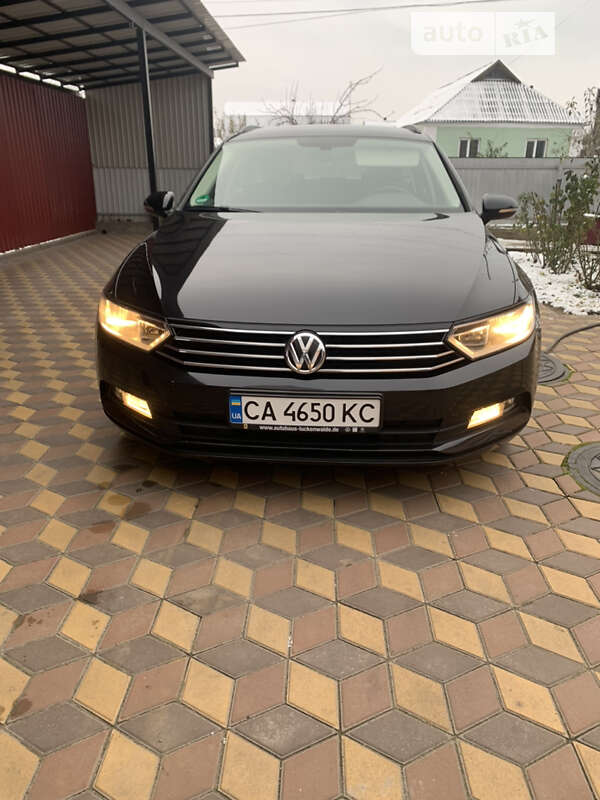Универсал Volkswagen Passat 2016 в Корсуне-Шевченковском