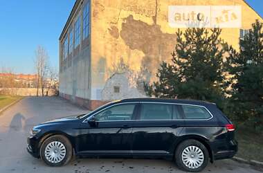 Універсал Volkswagen Passat 2015 в Вінниці