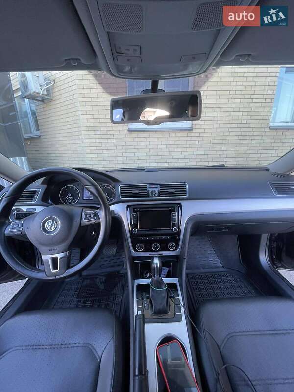 Седан Volkswagen Passat 2013 в Вишневому