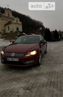 Седан Volkswagen Passat 2015 в Львові