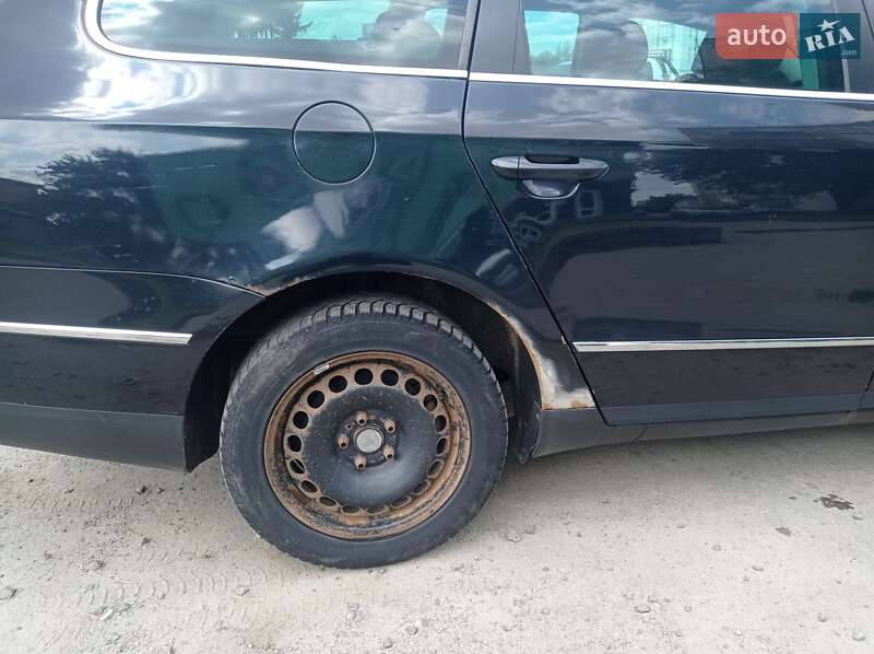 Универсал Volkswagen Passat 2010 в Хмельницком