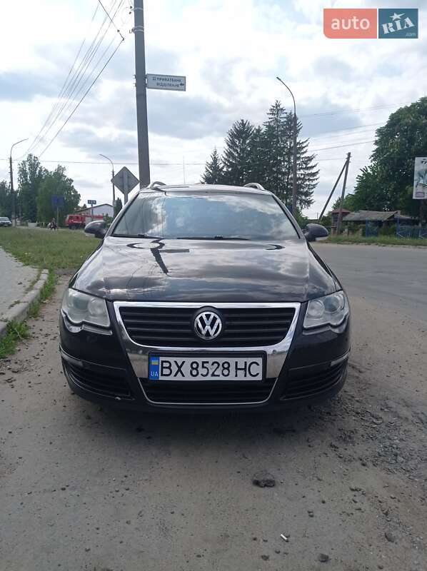 Универсал Volkswagen Passat 2010 в Хмельницком