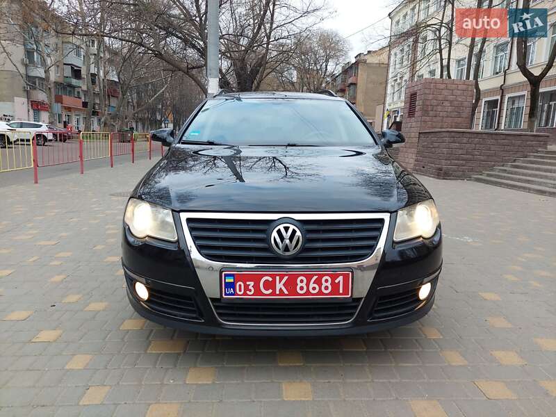Универсал Volkswagen Passat 2009 в Одессе