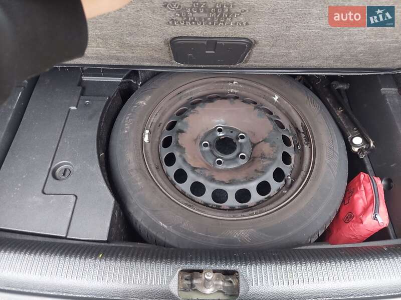 Универсал Volkswagen Passat 2009 в Одессе