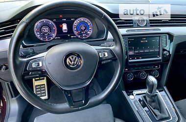 Универсал Volkswagen Passat 2015 в Днепре