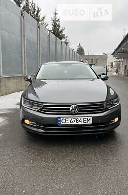 Універсал Volkswagen Passat 2015 в Чернівцях