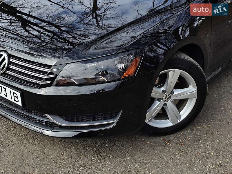 Седан Volkswagen Passat 2012 в Полтаве