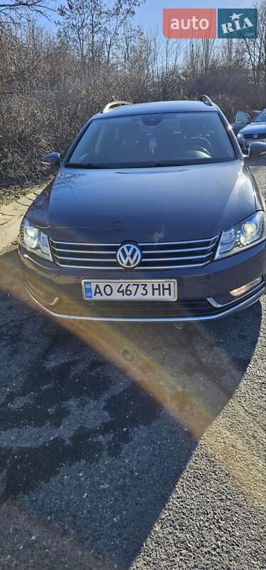 Универсал Volkswagen Passat 2012 в Иршаве фото 13 Универсал Volkswagen Passat 2012 в Иршаве