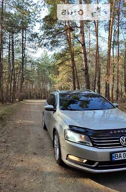 Универсал Volkswagen Passat 2014 в Гайвороне