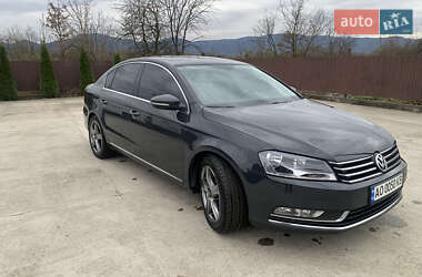 Volkswagen Passat 2011