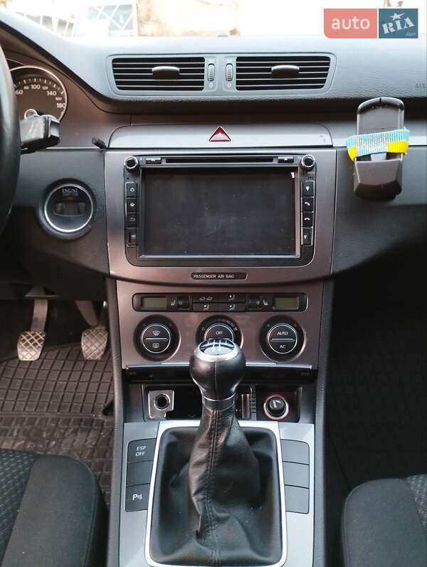 Универсал Volkswagen Passat 2009 в Запорожье
