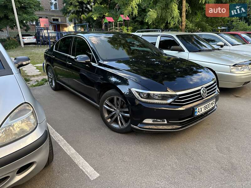 Седан Volkswagen Passat 2014 в Харькове