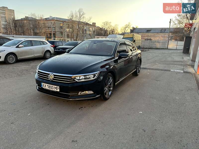 Седан Volkswagen Passat 2014 в Харькове