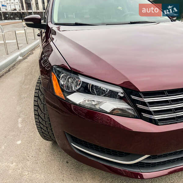 Седан Volkswagen Passat 2013 в Києві