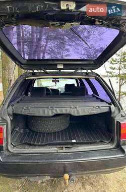 Универсал Volkswagen Passat 1994 в 