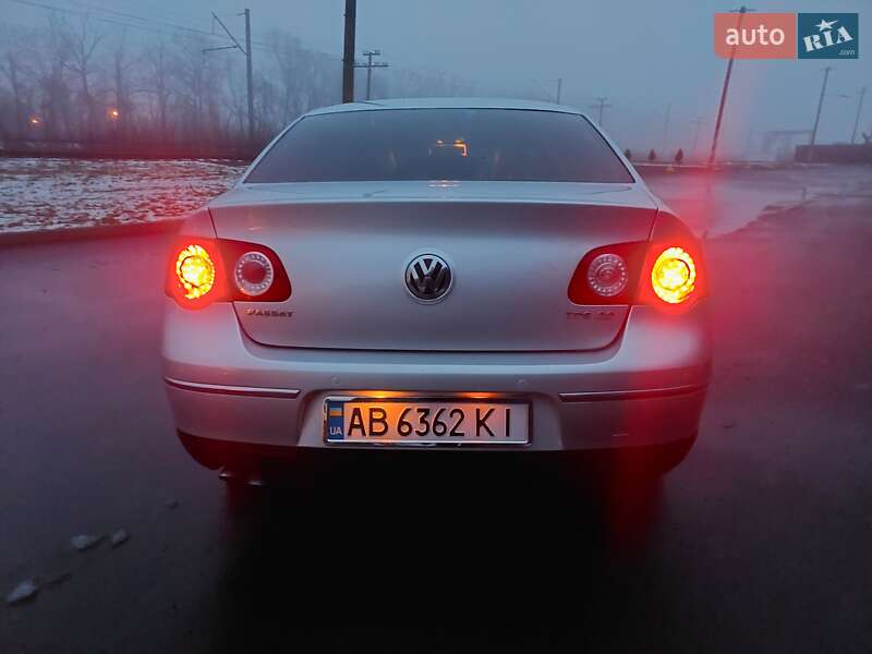 Седан Volkswagen Passat 2006 в Черкасах