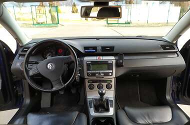 Универсал Volkswagen Passat 2008 в Ромнах