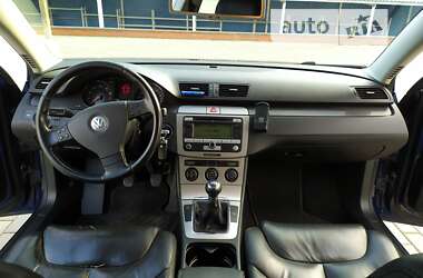 Универсал Volkswagen Passat 2008 в Ромнах