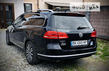 Универсал Volkswagen Passat 2012 в Ровно