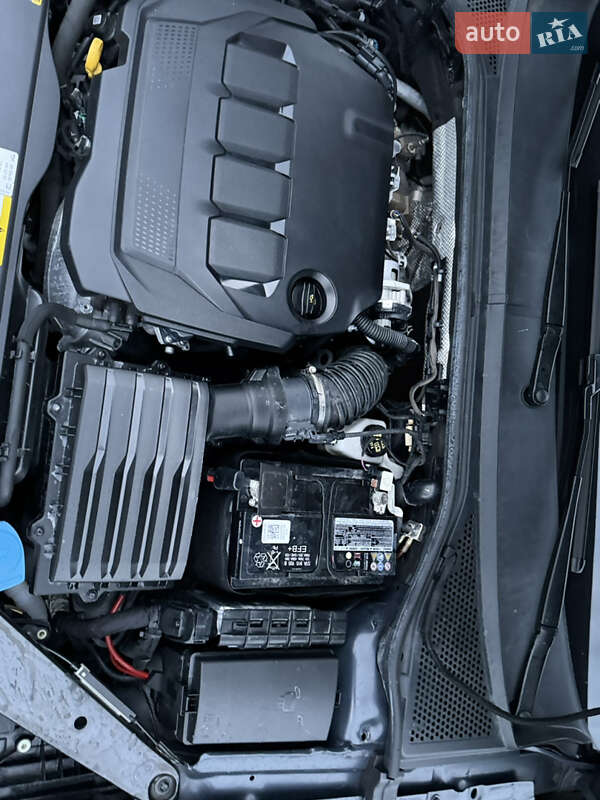 Универсал Volkswagen Passat 2022 в Одессе