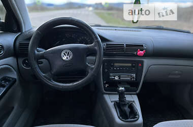 Универсал Volkswagen Passat 1999 в Берегово