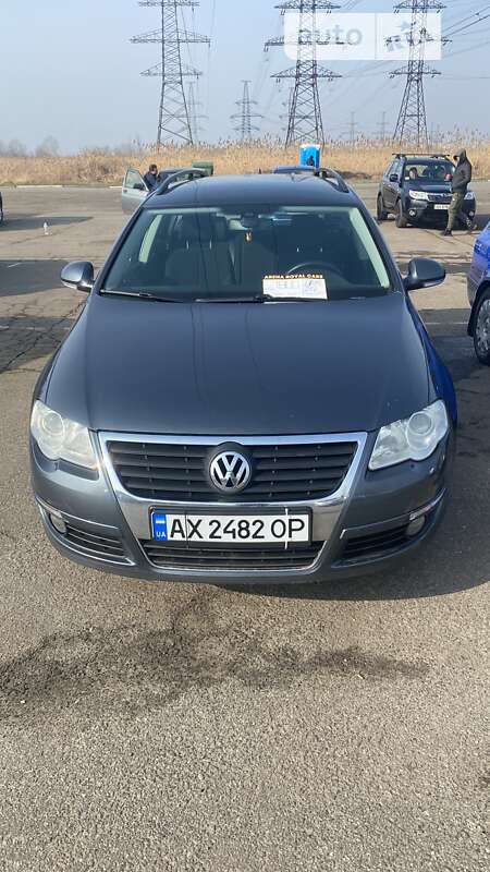 Универсал Volkswagen Passat 2010 в Чугуеве