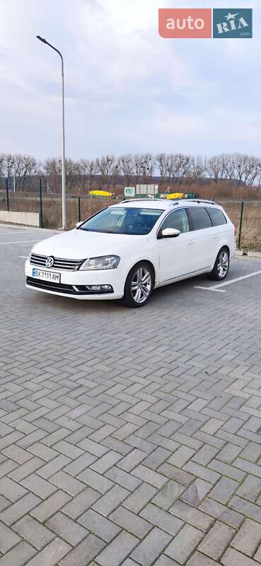 Универсал Volkswagen Passat 2012 в Хмельницком