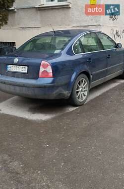 Седан Volkswagen Passat 2003 в 
