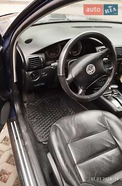 Седан Volkswagen Passat 2003 в 