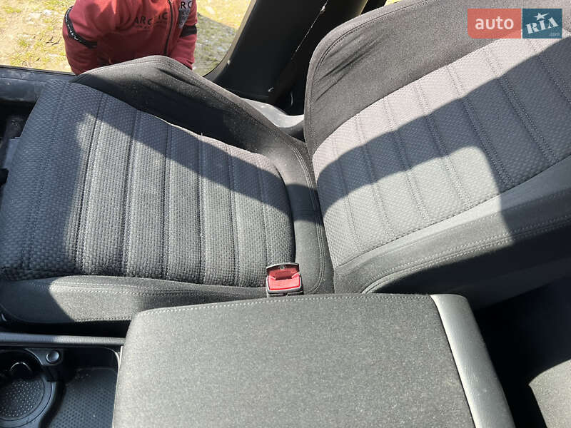 Универсал Volkswagen Passat 2006 в Черновцах