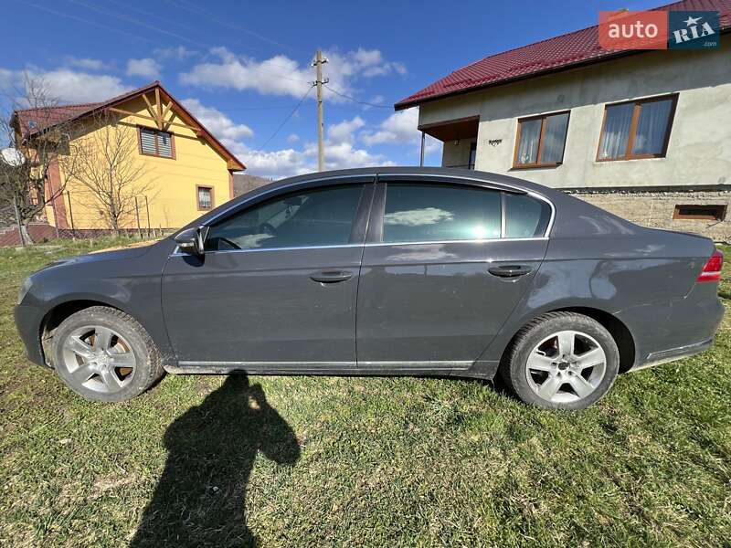 Седан Volkswagen Passat 2012 в Сколе