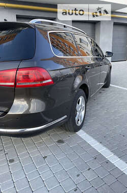 Универсал Volkswagen Passat 2012 в Виннице