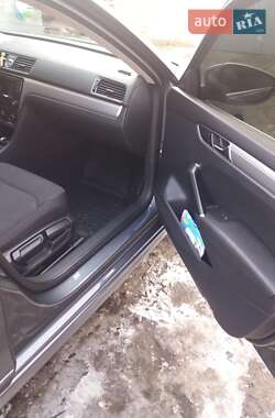 Седан Volkswagen Passat 2016 в 