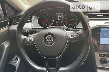 Универсал Volkswagen Passat 2014 в Тячеве