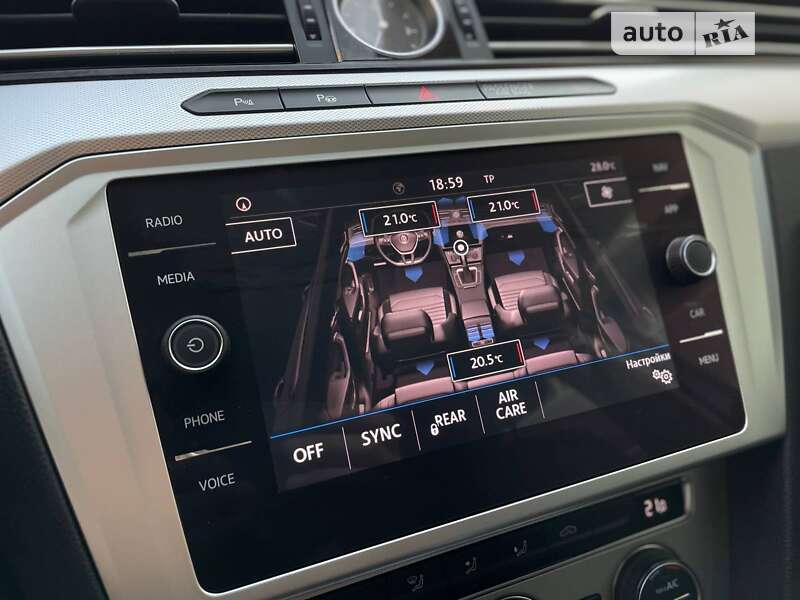 Седан Volkswagen Passat 2017 в Луцке