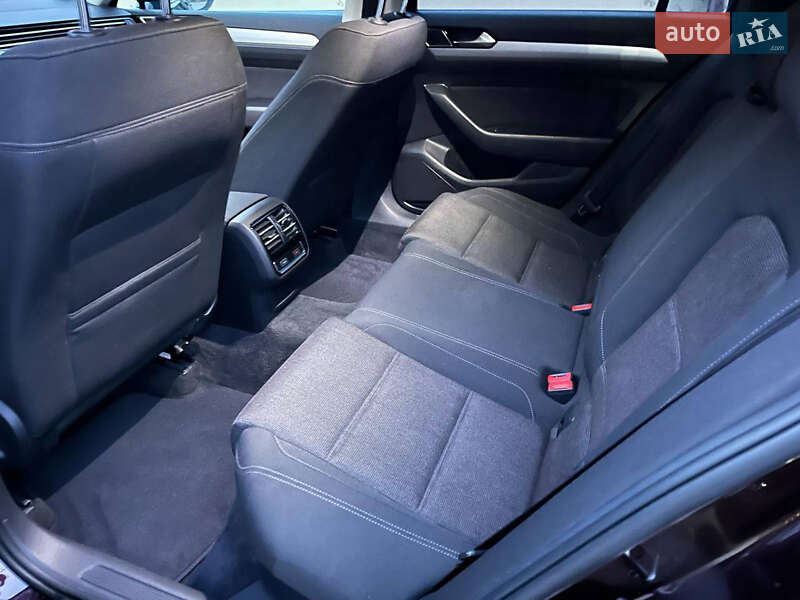 Універсал Volkswagen Passat 2018 в Кам'янець-Подільському