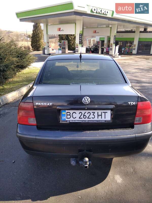 Седан Volkswagen Passat 2000 в Львові