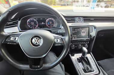 Седан Volkswagen Passat 2015 в Надвірній