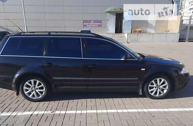 Универсал Volkswagen Passat 2003 в Киеве