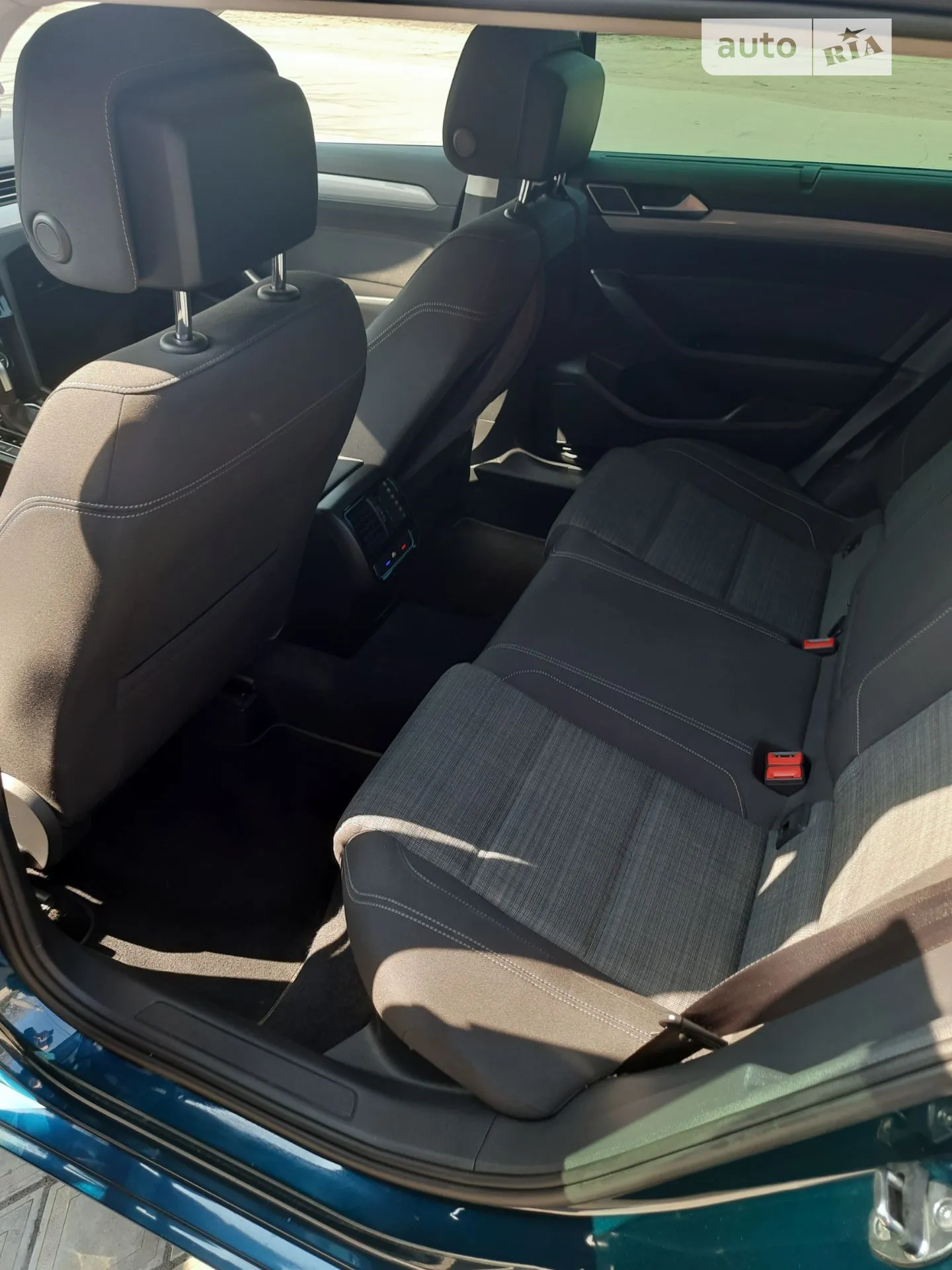 2019 Volkswagen Passat - мініатюра 15