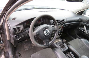 Седан Volkswagen Passat 1998 в Кропивницком