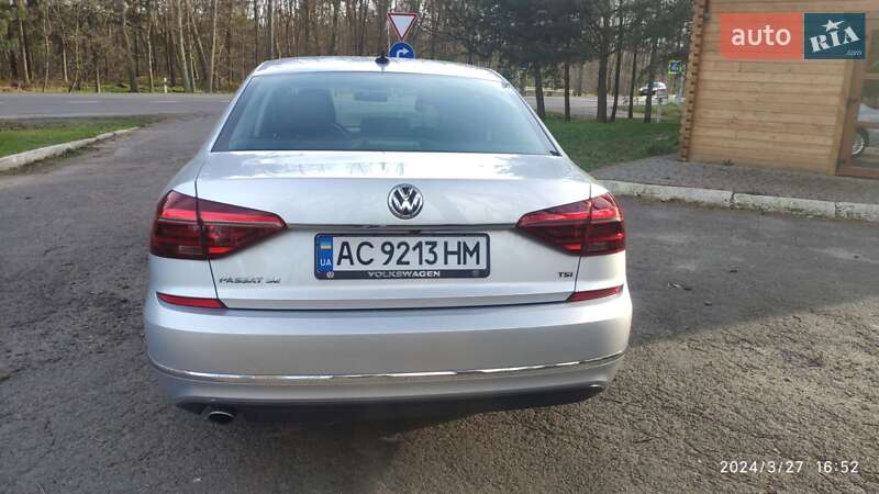 Седан Volkswagen Passat 2016 в Луцке