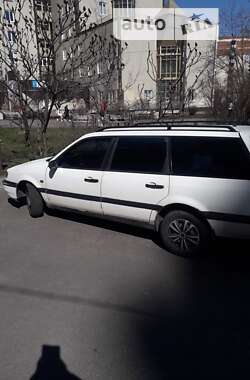 Універсал Volkswagen Passat 1995 в Києві