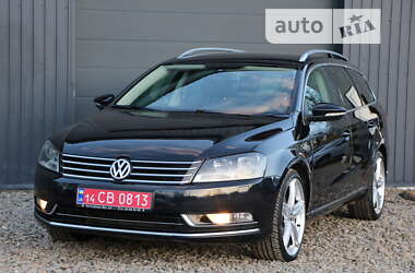 Універсал Volkswagen Passat 2011 в Трускавці