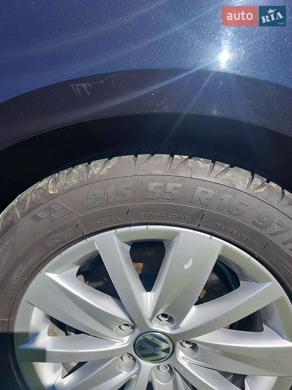 Универсал Volkswagen Passat 2014 в Калуше