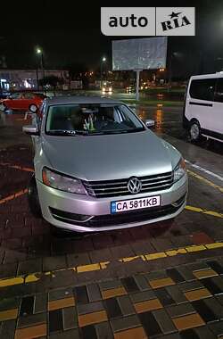 Седан Volkswagen Passat 2013 в Черкасах