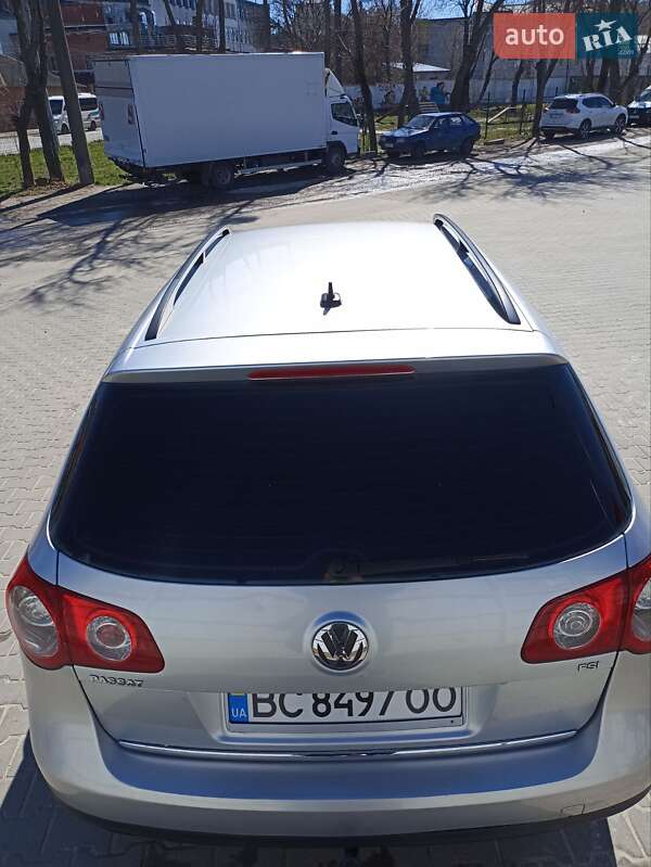 Универсал Volkswagen Passat 2005 в Львове